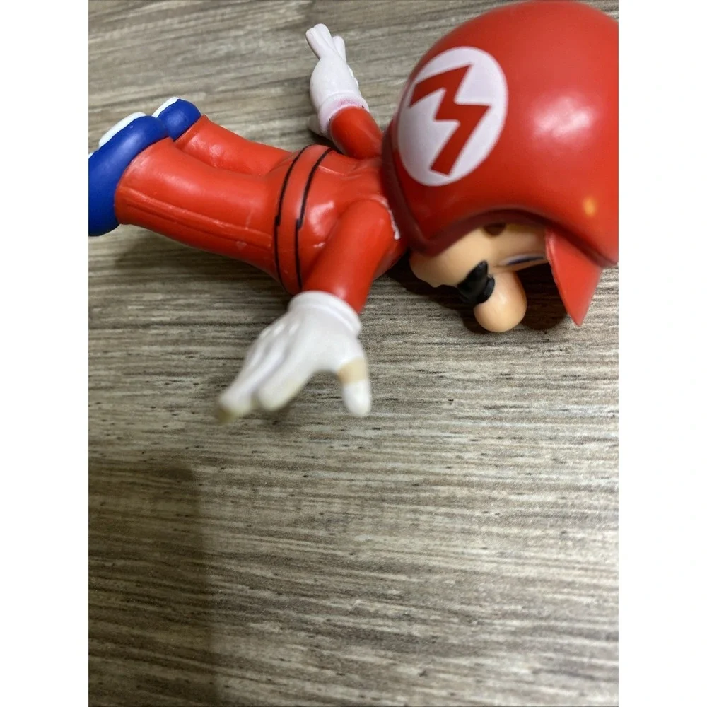 2018 Jakks Super Mario World of Nintendo Flying Action Figure Propeller